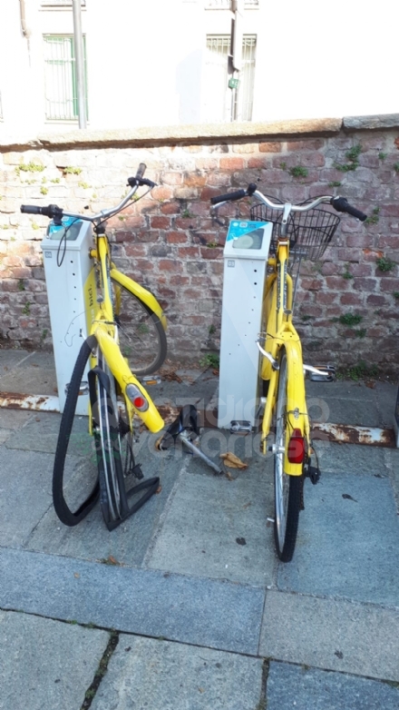 VENARIA - Il bike sharing in città è un problema, tra atti vandalici e disservizi