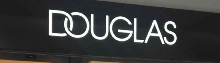 CASELLE-COLLEGNO - Crisi catena Douglas: l'azienda tedesca ne chiuderà 4 fra Torino e provincia