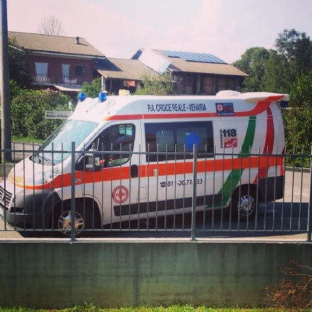 ROBASSOMERO - Domani mattina l'inaugurazione dell'ambulanza della Croce Reale