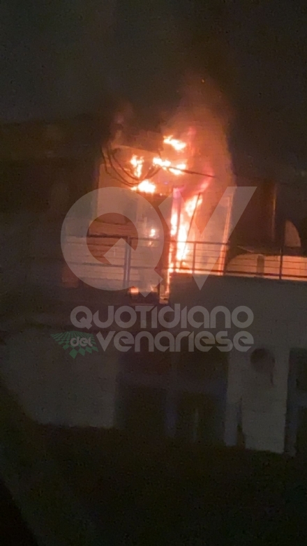 VENARIA - Incendio in piscina: a fuoco un quadro elettrico