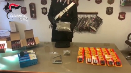 MAPPANO-TORINO - Seguono due tossici e scoprono il bazar di droga e merce rubata