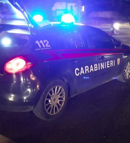 VENARIA-COLLEGNO - Minaccia una coppia e la deruba dei rolex: arrestato dopo la fuga in scooter
