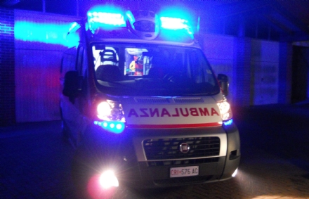 TRAGEDIA SUL CAMPO DI CALCIO A PIANEZZA - Un uomo stroncato da un malore, inutili tutti i soccorsi