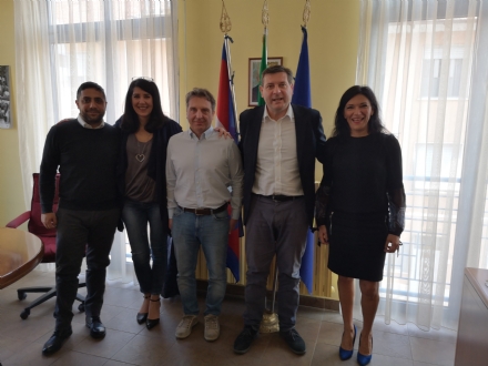 BORGARO - Da lunedì cambia la gestione della mensa scolastica cittadina
