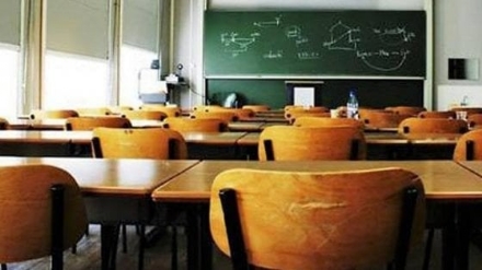 CORONAVIRUS - Si torna alla normalità: lezioni regolari a scuola da mercoledì mattina