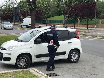 GRUGLIASCO - Sviene in lavanderia. Sintomi da Coronavirus? No, era completamente ubriaco