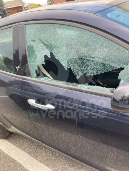 DRUENTO - Ancora furti nelle auto parcheggiate in zona piscina e Mandria: i ladri cercano le chiavi delle abitazioni