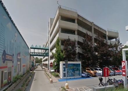 GRUGLIASCO - A «Le Gru» via alle vaccinazioni «drive-in» nel parcheggio multipiano