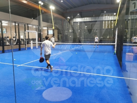 GRUGLIASCO - Sta per aprire il «PalaVillage», il più grande centro indoor di padel del Piemonte - FOTO