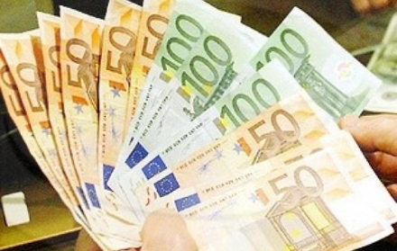CASELLE - Più di 3 milioni e mezzo di euro non dichiarati dai passeggeri dell'aeroporto