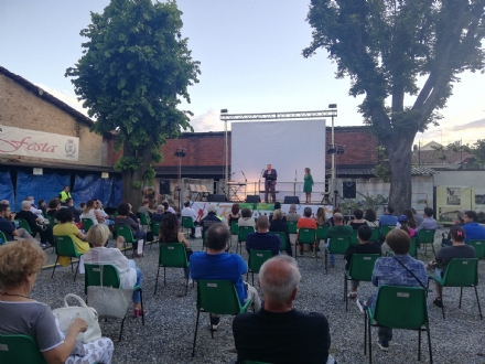DRUENTO - Con «Druento Talent Show» parte la stagione di «REstate a Corte»