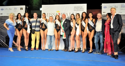 COLLEGNO - Erica Ceste quarta alle finali regionali di Miss Cinema Piemonte e Valle d'Aosta