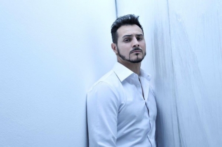 VENARIA - Il cantante Andrea Amarù torna ad esibirsi al Teatro della Concordia