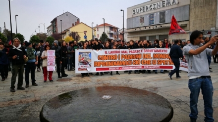 VENARIA - Arresti dopo scontri G7, Salvini: «Anche per gli estremisti rossi, la pacchia è finita»
