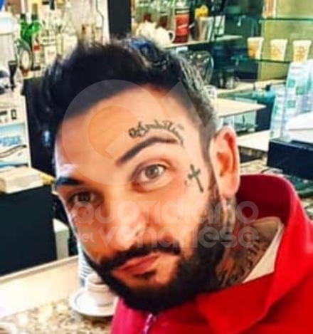 VENARIA - Città in lacrime per la morte di Simone Ciccia, giovane padre, morto a 35 anni