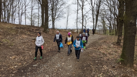 VARISELLA - «Montagna per tutti»: una giornata in mezzo ai ruderi del Castello di Baratonia - FOTO