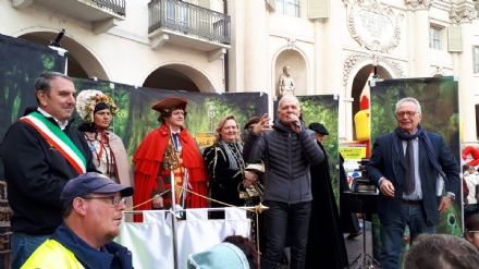 VENARIA - Real Carnevale, Falcone: «Il ritorno dei carri? C'è bisogno di investimenti e sponsor»