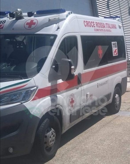 RIVOLI - Con la loro auto avevano inseguito l'ambulanza: indagati due negazionisti torinesi