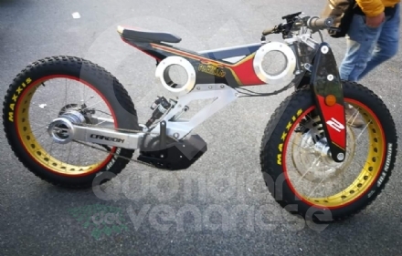 VENARIA - Compra una bici con un assegno non valido: 40enne denunciato