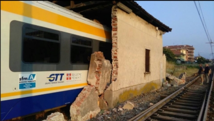 INCIDENTE FERROVIARIO: Sospesi da Gtt il manovratore e il dirigente di movimento
