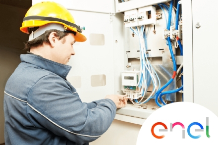 SALTA LA CORRENTE A DRUENTO - Disservizi e polemiche: tecnici Enel a lavoro