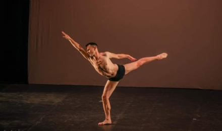 VENARIA - A dieci anni dall'ultima volta, Marco Messina torna a danzare nella Reale