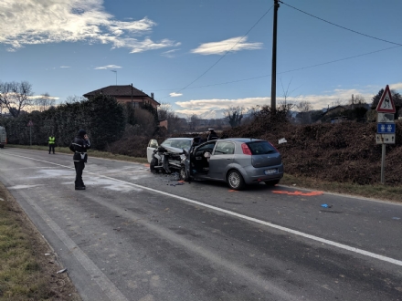 RIVOLI - Perde il controllo dell'auto e finisce contro un'altra macchina: morto