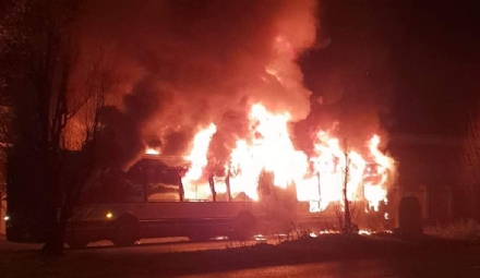 AUTOBUS A FUOCO - La politica collegnese attacca Gtt: «Vogliamo risposte certe ai problemi»