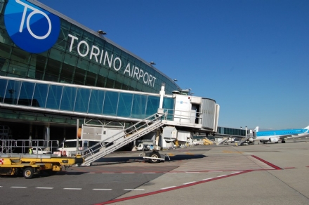 CASELLE - Problemi ad un piccolo velivolo: aeroporto di Caselle chiuso per mezz'ora