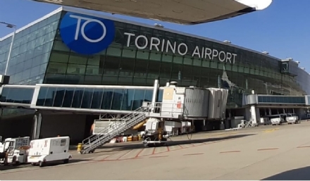 CASELLE - Covid-19, Aumentano i controlli in aeroporto sui passeggeri in arrivo