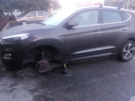 VENARIA - Furti nelle auto parcheggiate nel quartiere di Altessano