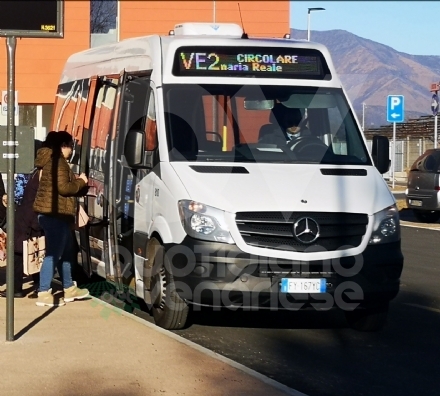 VENARIA - Coronavirus, vietato salire dalle porte anteriori e acquistare biglietti a bordo del «VE2»
