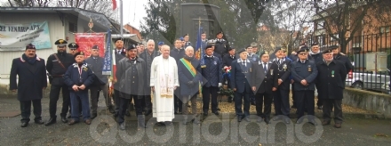 VENARIA - I Marinai della Reale hanno reso omaggio alla loro Patrona, Santa Barbara - FOTO
