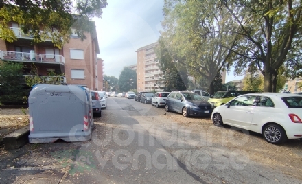 VENARIA - In via Amati la nuova «strada scolastica»: più sicurezza e verde vicino alla «Rigola» - FOTO