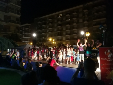 BORGARO - Un successo la «Notte Bianca» nelle vie del centro cittadino