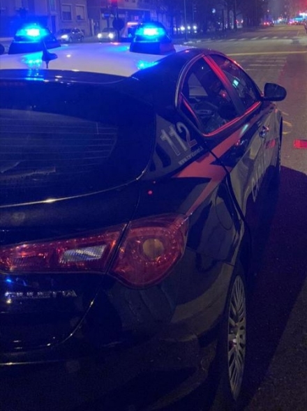 COLLEGNO - Spaccata al bar: i ladri provano a rubare ma vengono arrestati e sanzionati