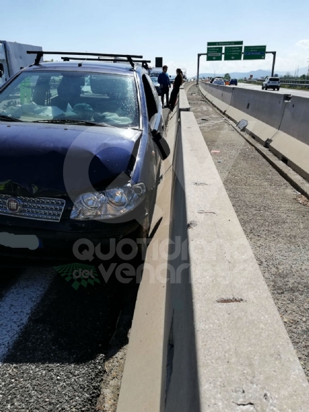 COLLEGNO-RIVOLI - Doppio incidente in tangenziale in pochi minuti: due feriti