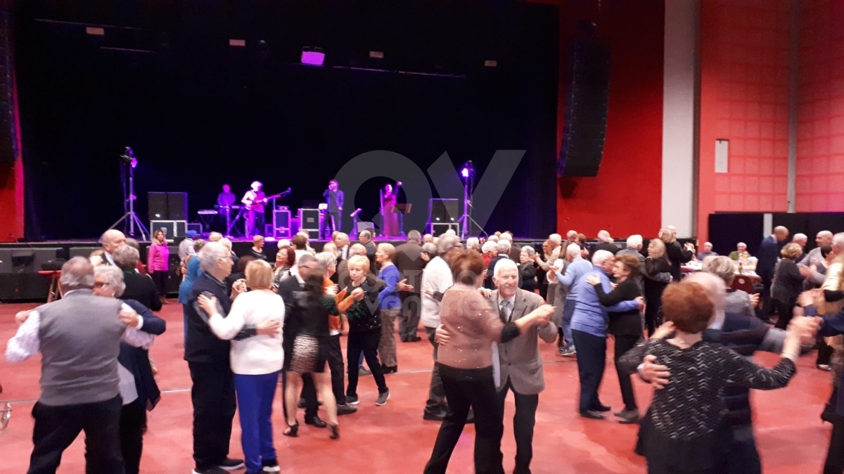 VENARIA - Grande festa al Concordia per le «Nozze d'oro» - FOTO