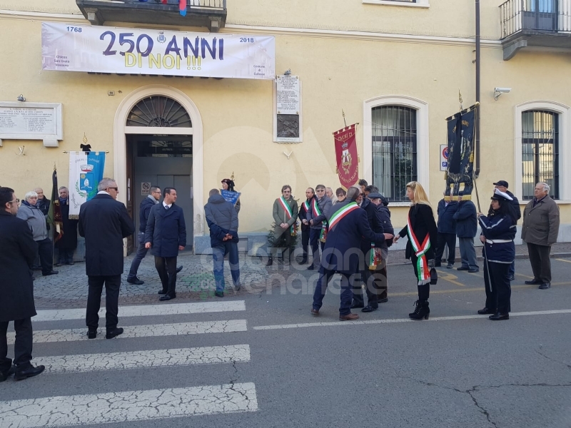 CAFASSE - Oltre 500 persone per l'ultimo saluto all'ex sindaco Giorgio Prelini.