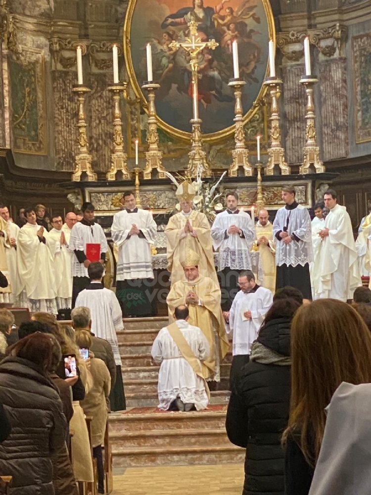 VENARIA - Antonio Luca Parisi è sacerdote: domani la sua prima Santa Messa ad Altessano - FOTO