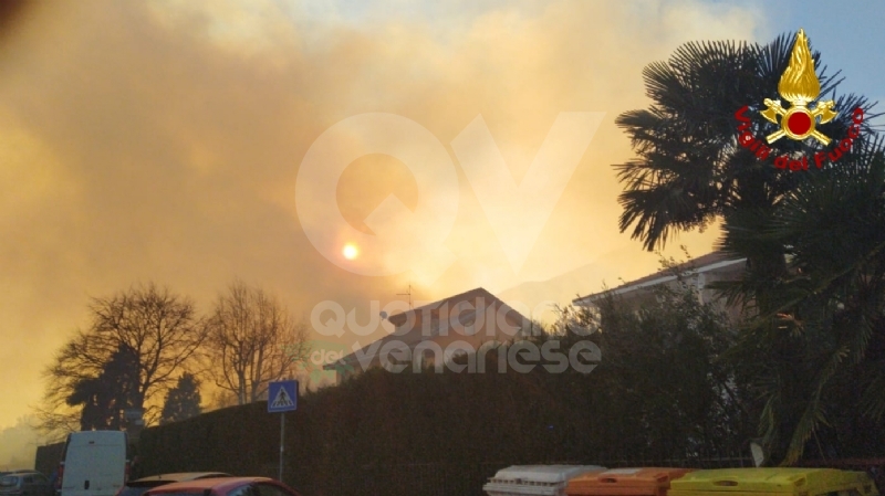 CASELETTE-VAL DELLA TORRE - Incendio sul Musiné: situazione sotto controllo