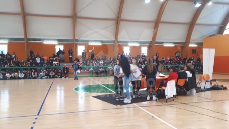 VENARIA - Lucia Annibali alle scuole: «La violenza sulle donne e di genere è un problema culturale»