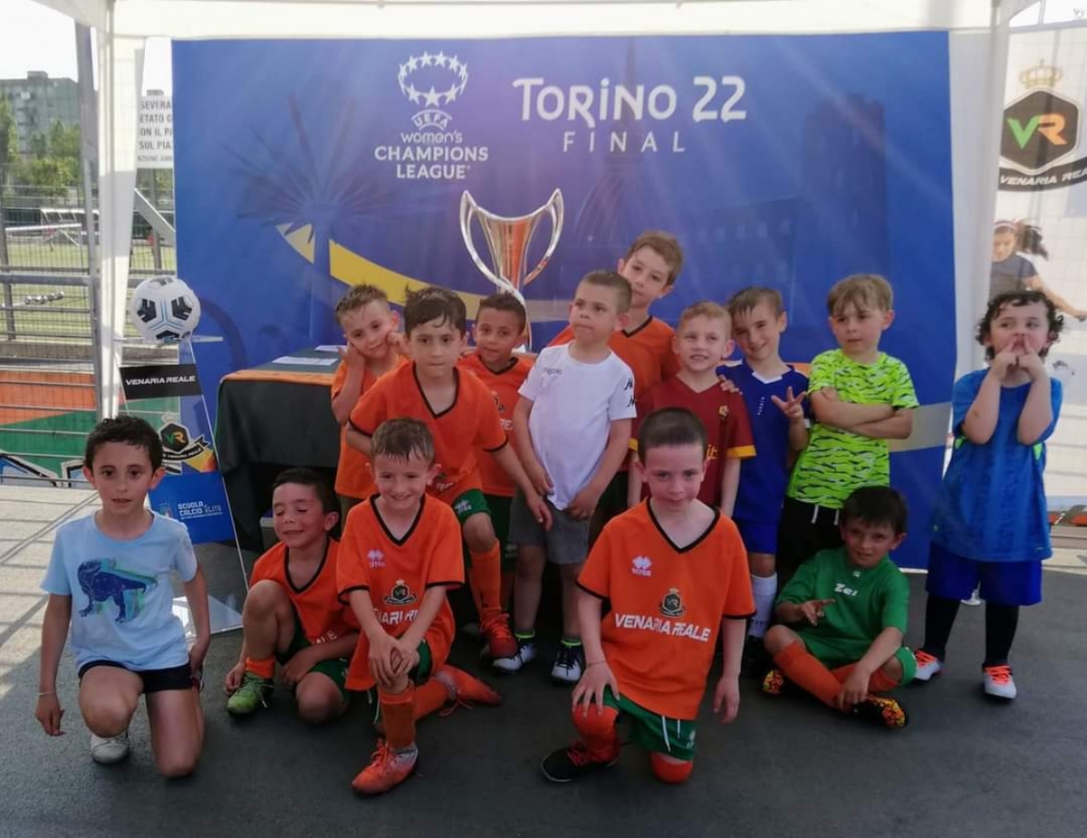 VENARIA - Sabato il «Torneo Magico» di calcio femminile: al Don Mosso si potrà ammirare nuovamente la coppa della Uefa Women's Champions League - FOTO