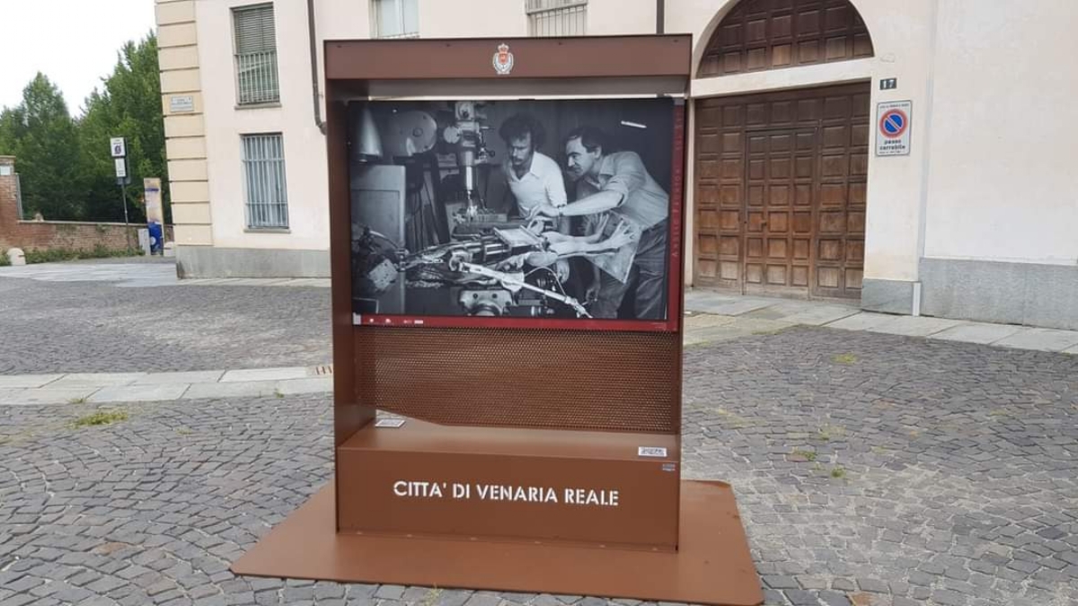 VENARIA - Con la mostra del «fotografo delle dive», la Reale si tuffa nella cultura cinematografica - FOTO