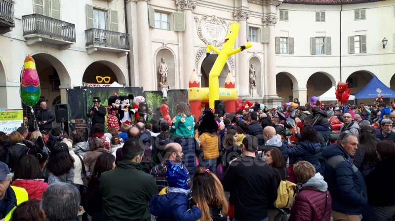 VENARIA - Il successo del Real Carnevale Venariese: LE FOTO