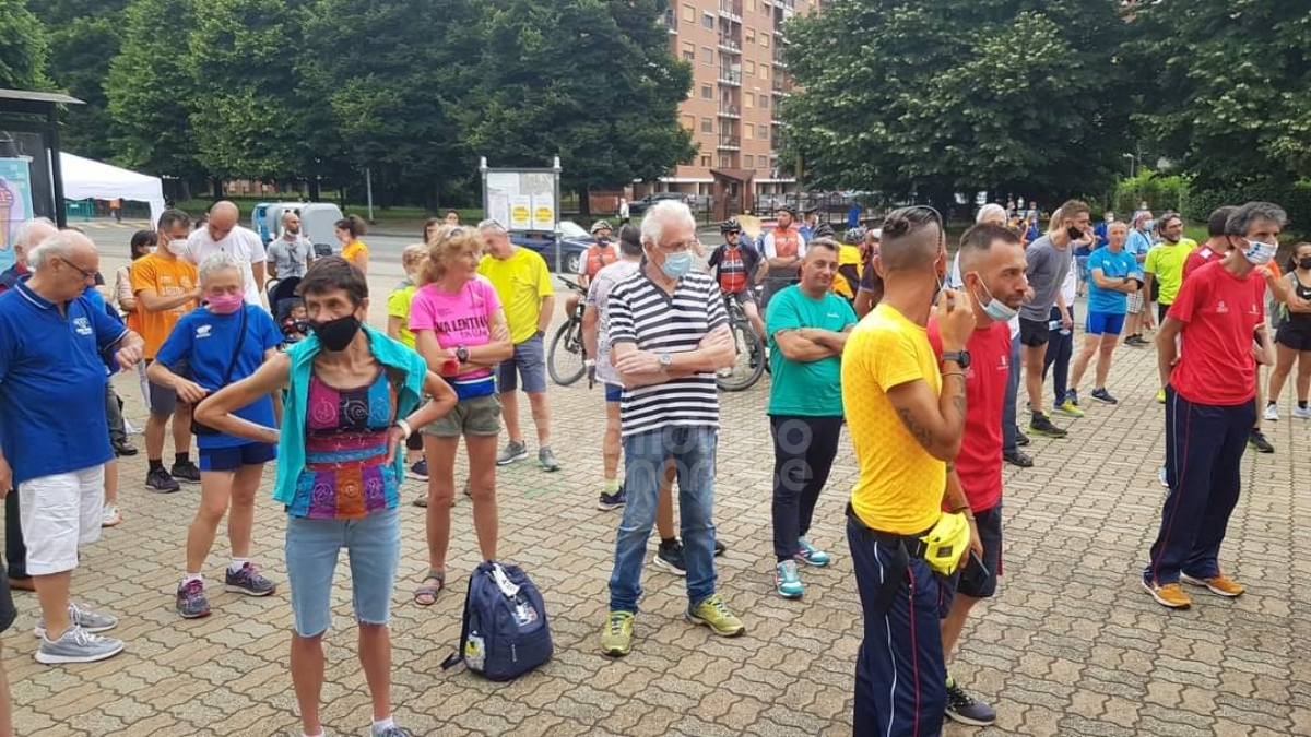 VENARIA - Oltre 200 atleti alla 12esima «StraVenaria»: ha vinto la solidarietà - FOTO
