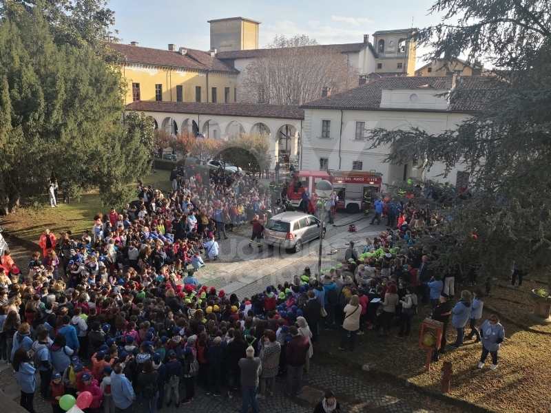 COLLEGNO - 1600 studenti alla Certosa per l'evento «E'vviva» dell'Asl To3 - FOTO