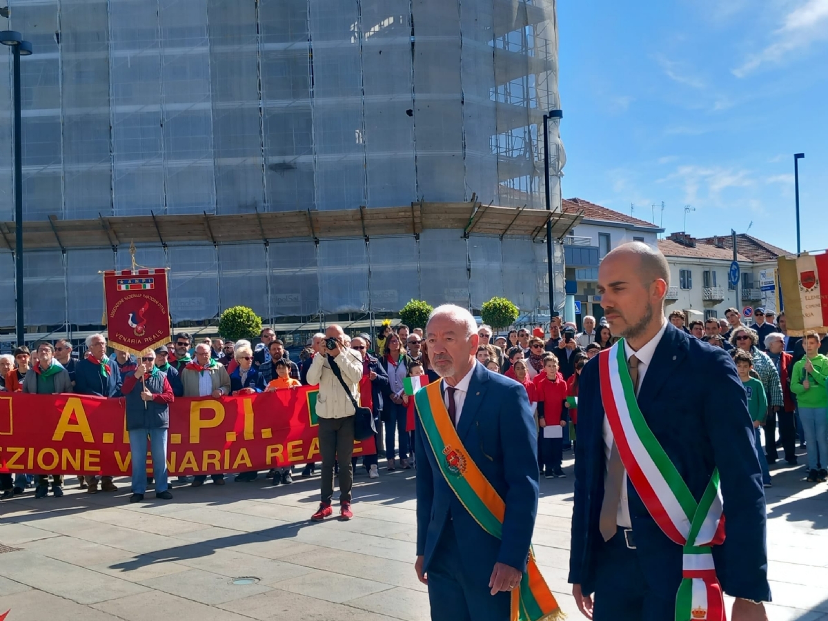 VENARIA - 25 APRILE: Bambini protagonisti alle celebrazioni per la Liberazione - FOTO
