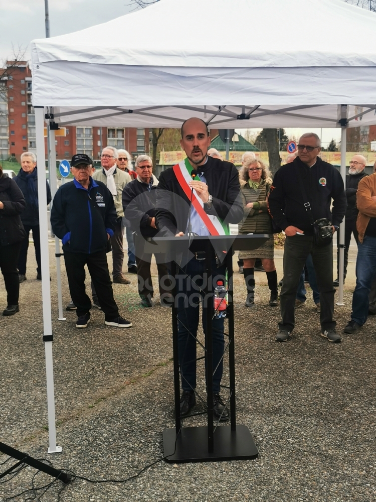 VENARIA - Inaugurata la «La Vespa che non vola», il dono del Vespa Club alla Città - FOTO