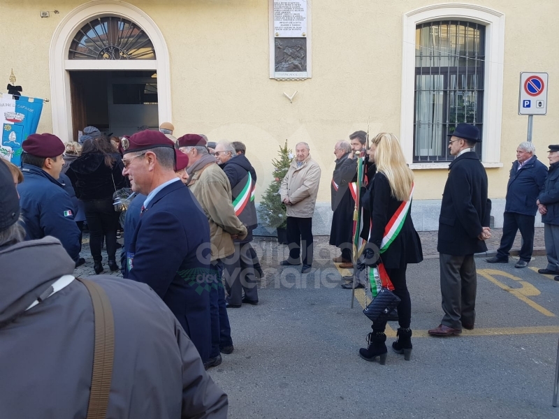 CAFASSE - Oltre 500 persone per l'ultimo saluto all'ex sindaco Giorgio Prelini.